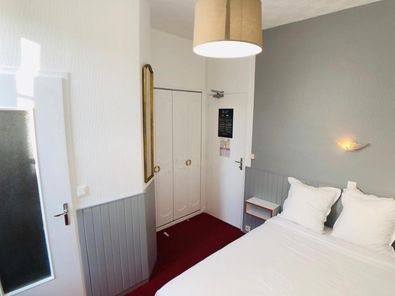 Cit'Hotel Le Volney Saumur Zewnętrze zdjęcie