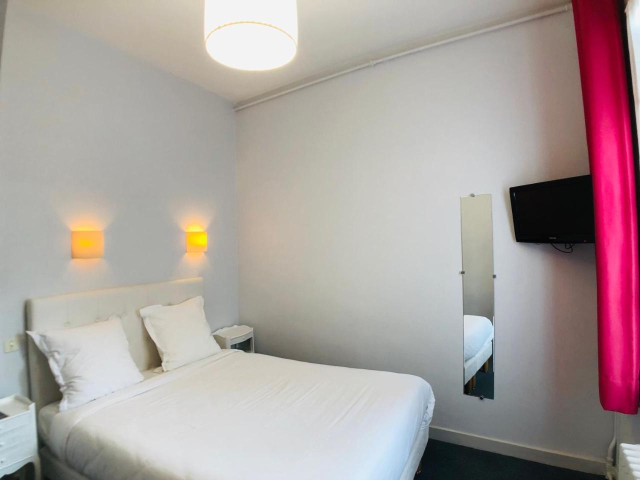 Cit'Hotel Le Volney Saumur Zewnętrze zdjęcie