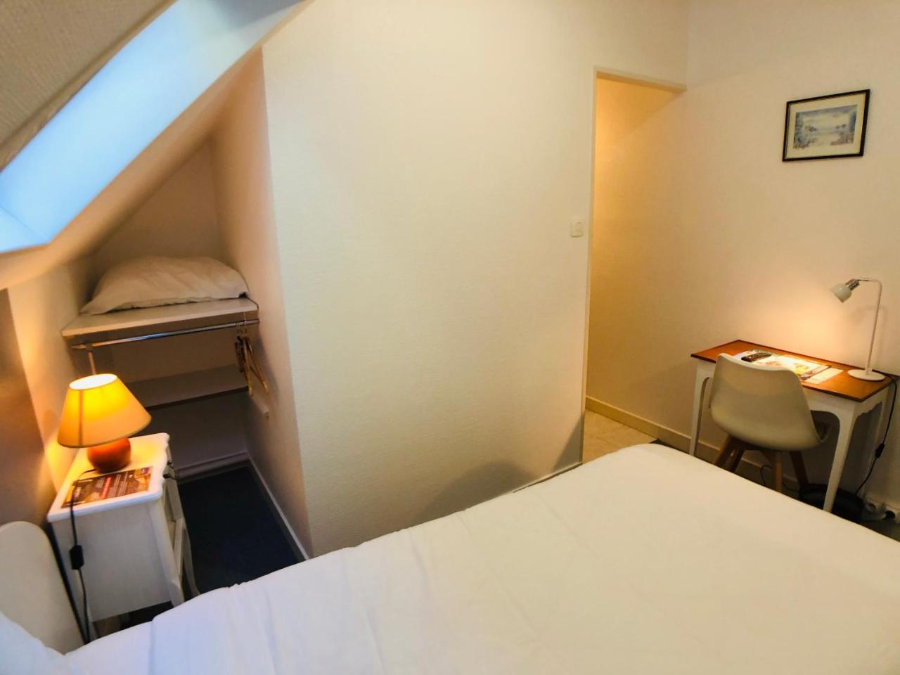 Cit'Hotel Le Volney Saumur Zewnętrze zdjęcie
