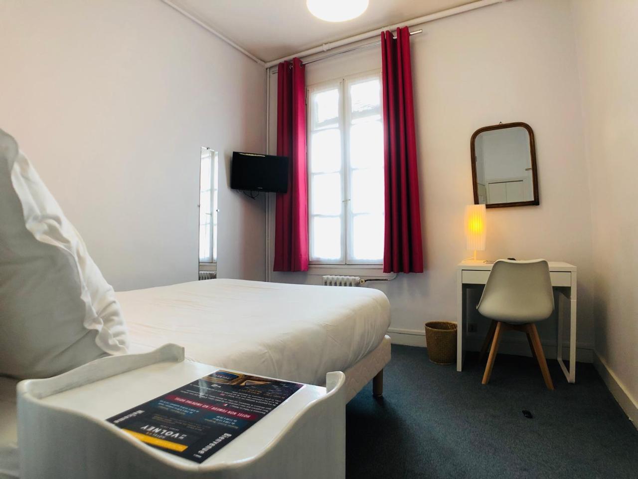 Cit'Hotel Le Volney Saumur Zewnętrze zdjęcie