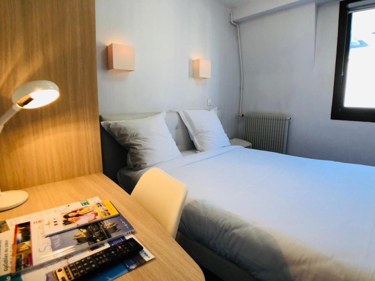 Cit'Hotel Le Volney Saumur Zewnętrze zdjęcie