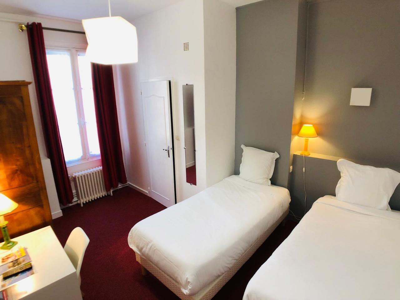 Cit'Hotel Le Volney Saumur Zewnętrze zdjęcie